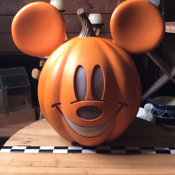 Pottery Barn Kids Magically Enchanting Disney Mickey Mouse Pumpkin Luminary - Picture 6 of 17